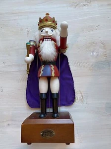 "Caja de música/títere San Fran Music Co Nutcracker King límite de 14""" Ed. #1909/10.000 - Imagen 1 de 5
