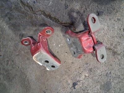 2011 Toyota Rav4 right passenger side door hinges - Image 1 of 2