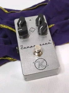 Keeley Electronics C4 - Compresor de 4 perillas / Sustentador Silverface modelo años 2010 - Imagen 1 de 5