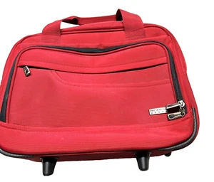 Ricardo Elite Wheeled Luggage Handle 14"X18" Red - Picture 1 of 23