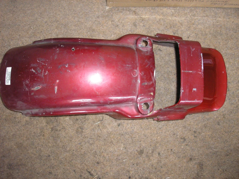 Guardabarros trasero marrón Honda Shadow VT 500 1984 VT500 500C apagado Foto 1 de 1