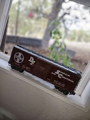 Aristocraft 46067 G Scale Conrail 40' Steel Boxcar - Image 1 of 2