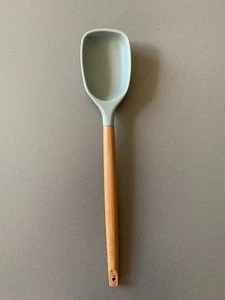 Mestolo da cucina in silicone e bamboo, utensile con manico in legno per brodo - Foto 1 di 1