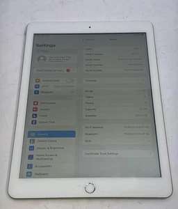 Apple iPad 5th Generation 32GB WiFi - Picture 1 of 6