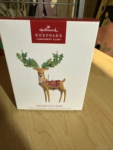 Ornamento Hallmark 2025 - KOC - Ciervo cubierto - Exclusivo para miembros NUEVO - Imagen 1 de 5
