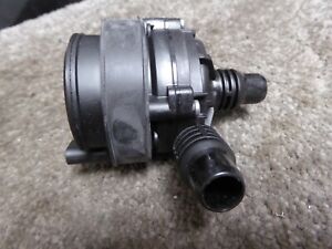 MERCEDES BENZ AUXILIARY SECONDARY WATER PUMP GENUINE OEM NEW A0005003500