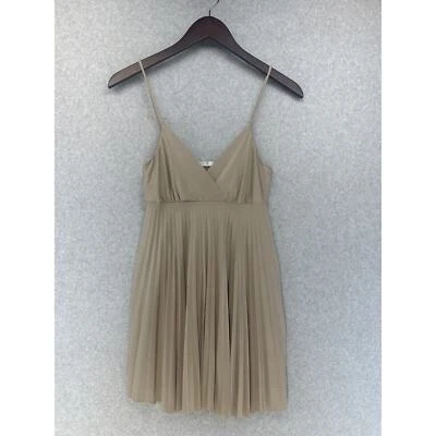 Top de mujer Mai Tai cuello en V correa de espagueti plisada estilo imperio color topo pequeño Foto 1 de 4