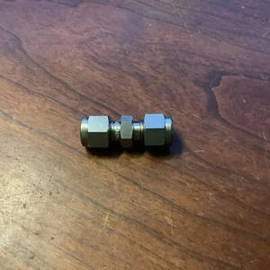 Ham-Let 762HL 316 SS 1/4” Compression Straight Union - Picture 1 of 3