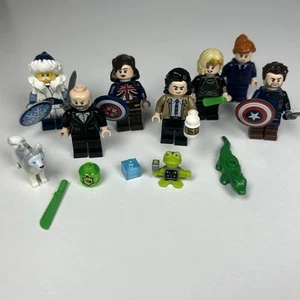 LEGO Minifigures Marvel Studios Complete Set of 7 Fingers And Accessories  - Picture 1 of 5