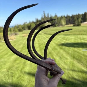 Vintage 4 Tine Claw Hand Cultivator Hoe Plow Rake Farm Garden Tool 10" head - Picture 1 of 10