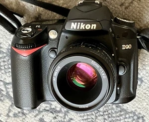 Nikon D90 mit 50mm/1.8 D, nur 19075 Auslösungen, top - Bild 1 von 6