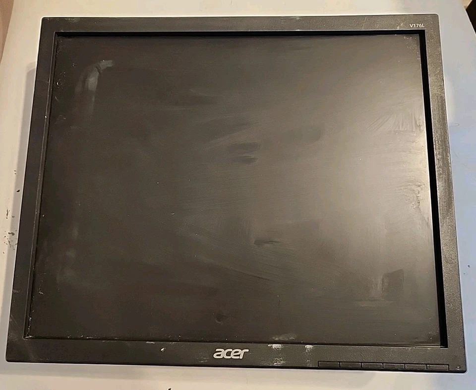Acer V176L, LCD Computer Monitor, 17" Screen - Free Shipping  - Image 1 of 4