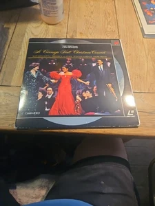 A Carnegie Hall Christmas Concert (Laserdisc) - Picture 1 of 4