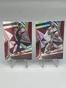 Donovan Mitchell & Evan Mobley - Red Swirl Parallel #/199 - 2023-24 Revolution - Foto 1 di 2