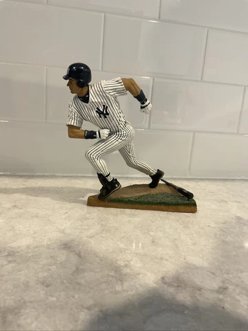 Derek Jeter TMP Int'l 2006 MLB Series Action Figure Statue Cover