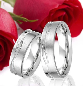 2 SILBER Partner Ringe Trauringe Eheringe Freundschaftsringe Gravur Gratis T323 - Picture 1 of 1
