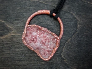 Pink Cobalto Calcite Druzy Raw Pendant Gem Copper Pendant 24 Carat Necklace - Picture 1 of 4
