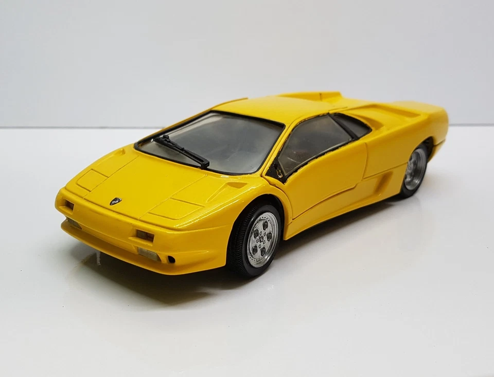Italeri testors Lamborghini Diablo  in 1:24 built - Immagine 1 di 1
