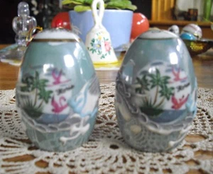 Salero y pimentero de recuerdo de cerámica con forma de huevo Florida Green Lustreware ~ - Imagen 1 de 8