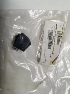 Tennant Parts 222117 Switch Rocker 36v dc  - Picture 1 of 1