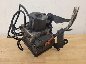 03-06 HONDA ELEMENT AWD K24A4 ANTI LOCK BRAKE PUMP ABS MODULE ACTUATOR OEM USED - Foto 1 di 3