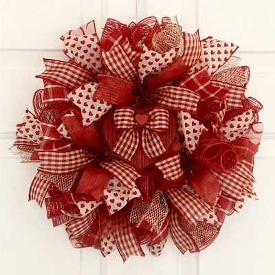 VALENTINE’S DAY RIBBON WREATH RED & WHITE HEARTS AND PLAID HEART SIGN - Image 1 of 2