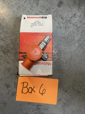 Motorcraft YF 309 Motorcraft Piezas Genuinas Ford Conjunto de Válvula Lincoln, Mercury Foto 1 de 3