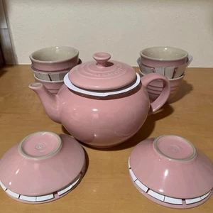 Set 4 tazze e piattini per teiera Le Creuset in gres rosa - Foto 1 di 6