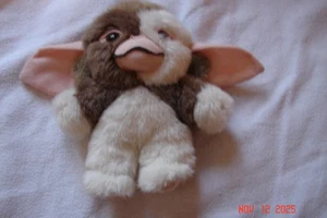 Gremlin Gizmo Plüsch Figur 18 cm Stofftier Plüschtier Toys Gremlins Vintage 90er - Bild 1 von 3
