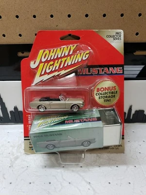 Johnny Lightning 1964 Ford Mustang Convertible Pro Collector Series With Tin - Image 1 of 4