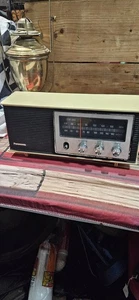 Radio de escritorio AM/FM Panasonic modelo RE-6283 de colección - Imagen 1 de 1