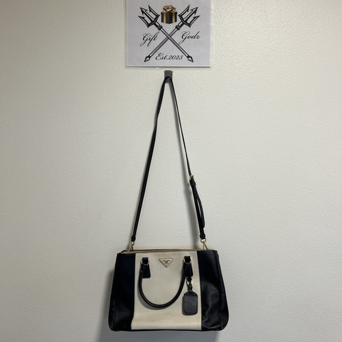 Borsa a mano PRADA Saffiano Bianco Nero Logo Triangolo Bicolore Autentica