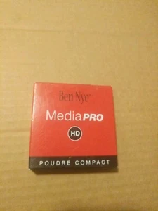 Polvo compacto Ben Nye HD Media Pro HDC-003 Bella 003 .63 oz nuevo en caja - Imagen 1 de 1
