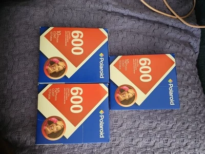 3 Polaroid 600 Instant Film 10 Photos - Expired 02/2009 Sealed Color Shield - Image 1 of 3
