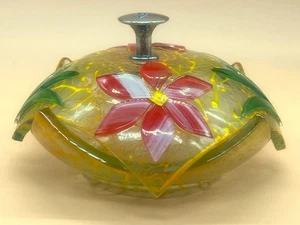 1970's MCM glass trinket / jewelry box with applied flower and leaf design. - Picture 1 of 8