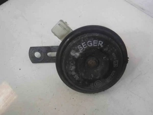 Renault Clio MK4 2013-2018 Horn Beep Hooter 256108351R - Picture 1 of 2