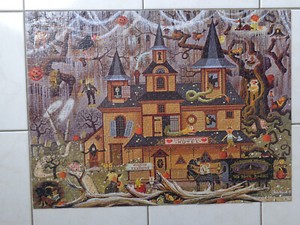 TRICK OR TREAT HOTEL BY CHARLES WYSOCKI - Complete - BUFFALO GAMES PUZZLE