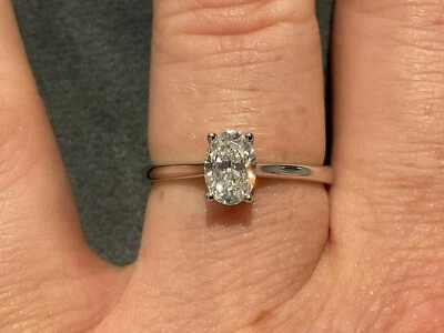 1.0 Carat Lab Created Diamond Oval Cut Engagement Ring Platinum Plated 925 K - Image 1 of 4