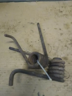 Ski Doo Formula SP 1985 suspensión trasera resortes Foto 1 de 3