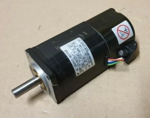 SERVOMOTOR DE AIRE ACONDICIONADO YASKAWA SGM-01AGSU11 - Imagen 1 de 6