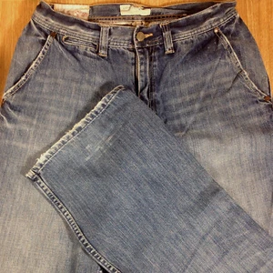 PANTALONE JEANS AMERICAN EAGLE 31x32 blu medio invecchiato *XLNT EUC* M011218 - Foto 1 di 2