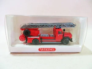 WIKING 'MAGIRUS DL 25h FEUERWEHR DREHLEITER FIRE ENGINE' 1:87 MIB/BOXED - Picture 1 of 4