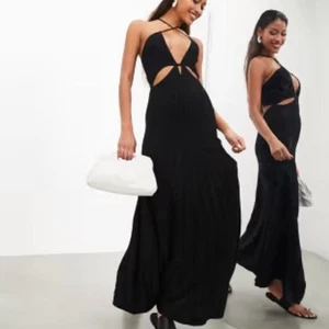 NWT asos edition cut out strappy knit midi Black dress Size 8 - Picture 1 of 3