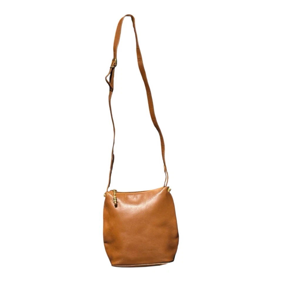 Bolso de hombro Gucci vintage de cuero Marmont Bucket marrón Foto 1 de 4