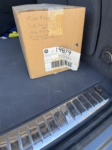 GE 19879 50PAR36/NSP/H CASE OF 12 LIGHTBULBS NEW - Picture 1 of 4