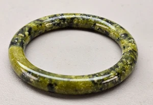 Carved Serpentine Stone Bracelet - Picture 1 of 7