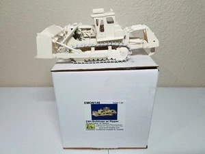 Cat D9H Dozer with Straight Blade, Ripper, Cab - White EMD 1:50 Scale #N146 New - Picture 1 of 9