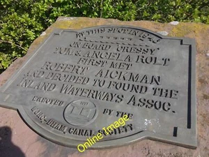 Photo 12x8 Commemorative plaque, Tardebigge Top Lock This plaque close to c2013 - Picture 1 of 1
