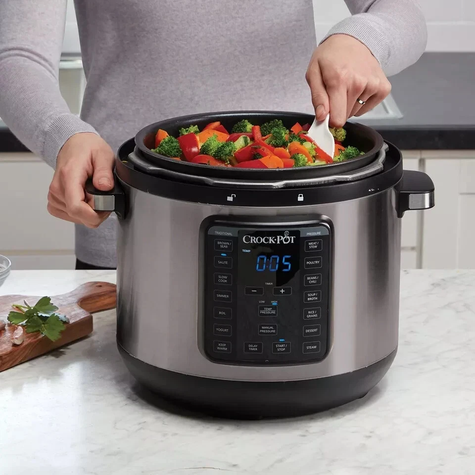 Crock-Pot Pot 8-quart Multi-use XL Express Crock Programmable Slow Cooker 8qt