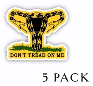 Pegatinas Don't Tread on Me para los derechos y la autonomía de la mujer - paquete de 5 de 2,5" de alto - Imagen 1 de 2